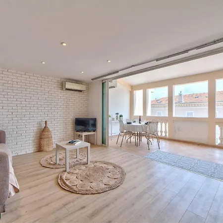 Apartment Felix Superb With Terace And Sea View *