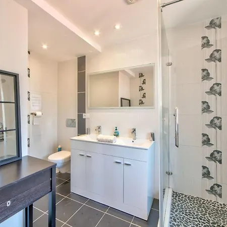 Felix Superb With Terace And Sea View Apartment